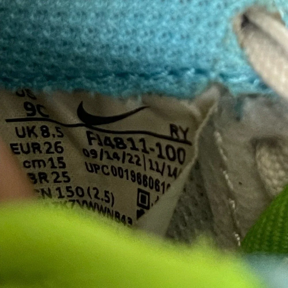 Nike Air Force 1 Low Kids 9C White Blue Green FJ4811-100 Contrast Stitch